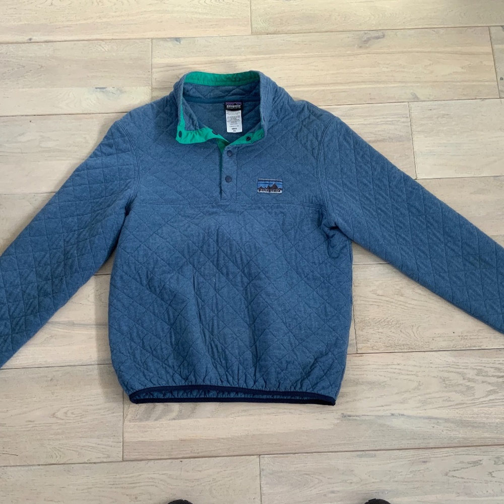 Blue Patagonia sweater Men’s size XS